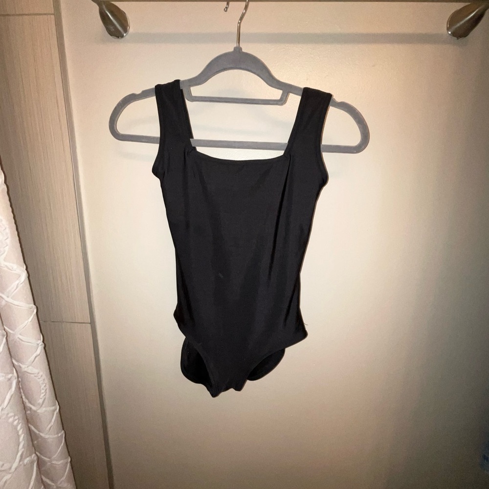 Yumiko Black Sleeveless Fitted Bodysuit